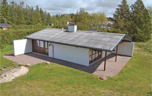  Beautiful Home In Nrre Nebel With 3 Bedrooms And Wifi, Pension in Lønne Hede