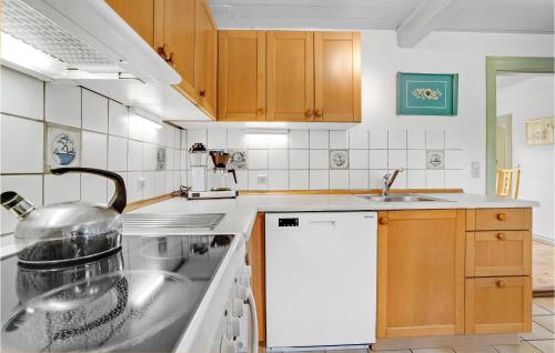 Kitchen, Holiday Home Sønderbyvej Rømø Ii in Romo Kirkeby