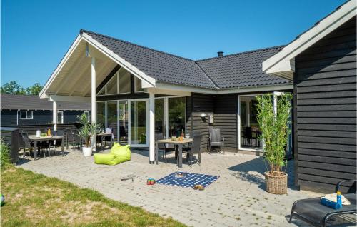Amazing Home In Frederiksvrk With Wifi