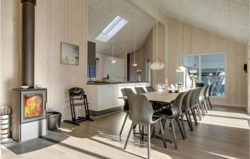 Amazing Home In Frederiksvrk With Wifi