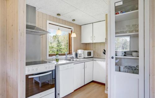 Kitchen, Holiday Home Fyrrevænget Blavand X in Bredmose