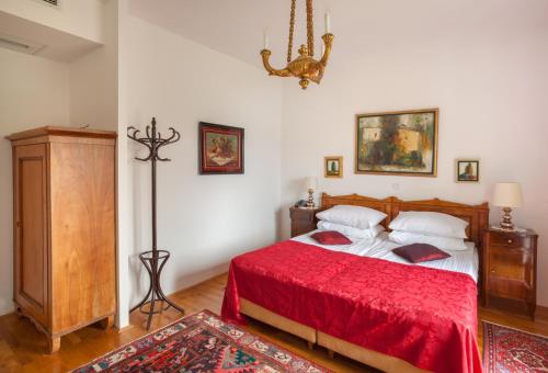 419345014 Hotel Triglav