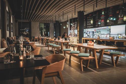 Restaurante, AVES Hotel&Apartment Arosa in Arosa