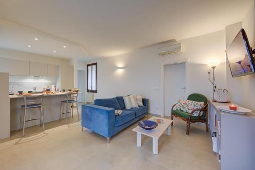 Agata Maison-Historical Center and lake - Happy Rentals