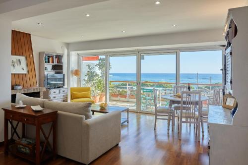  Beach Station just in front of the sea in Arenys de Mar
