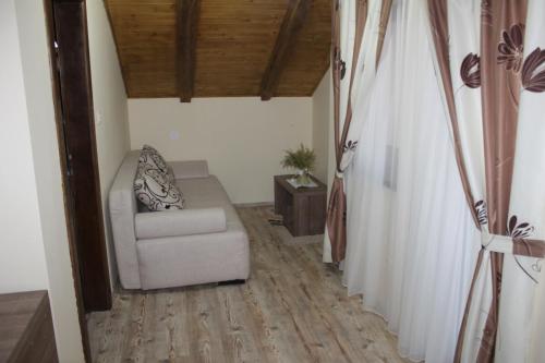 Rooms & Apartment Vinia, Bjelovar (foto 10)