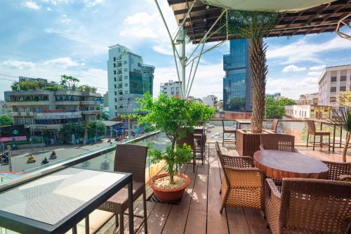 Balcony/terrace, Lotus Saigon Hotel near Nguyen Thong Street