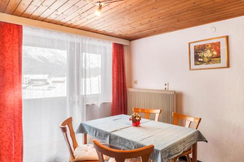 ทัศนียภาพภายนอกโรงแรม, Fewo 5 Haus am Lärchenhang (Fewo 5 Haus am Larchenhang) in ไพลค์