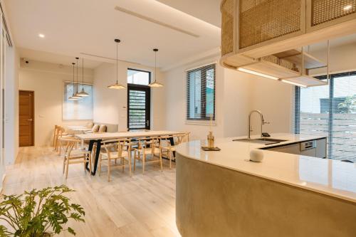 光粼 blinghouse