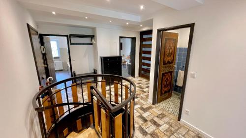 入口, Large holiday apartment with sauna, terrace, garden and open fireplace in 倫格里斯