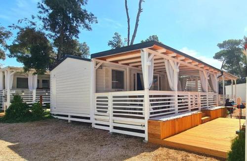 Blue Wave Mobile Home Biograd na Moru