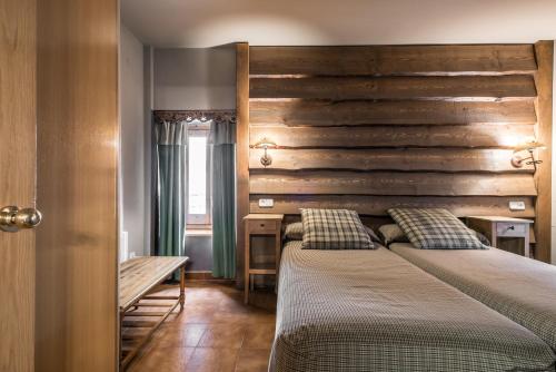 Apartamentos Serrano - image 12