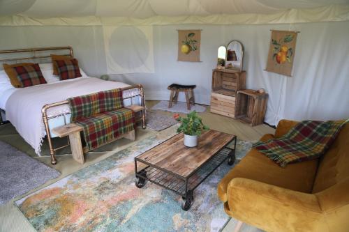 1 double bed
