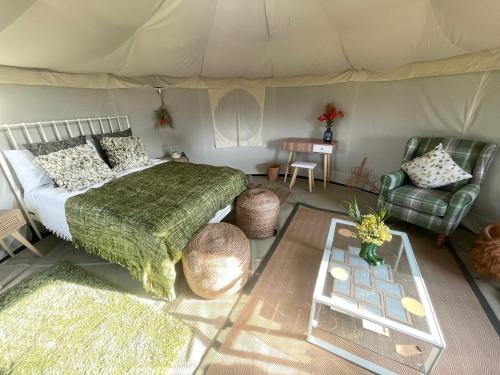 1 double bed