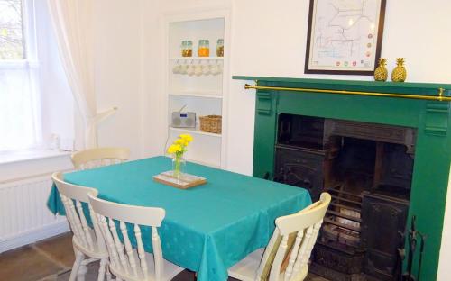 Cherry Cottage, Youlgrave Nr Bakewell photo 2
