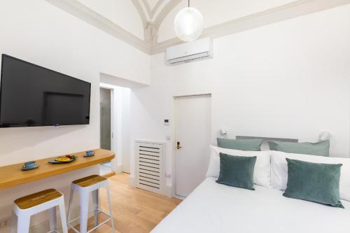 Cozy Studio in Chiaia district by Wonderful Italy, Naples (photo 6)