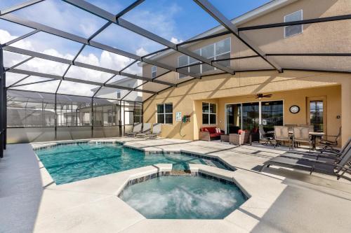 Lakeview Luxury Near Disney - South-Facing Pool, Spa & Fun at Bella Vida Gated Resort