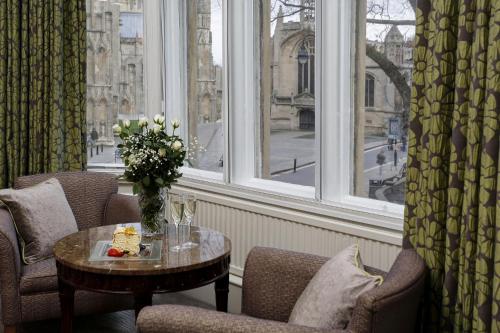 Suite, with views