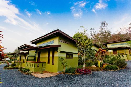 The Mouth Resort - SHA Extra Plus The Mouth Resort - SHA Extra Plus