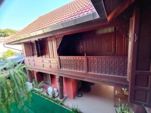 Chiang Mai Vintage House - Tap to explore photos