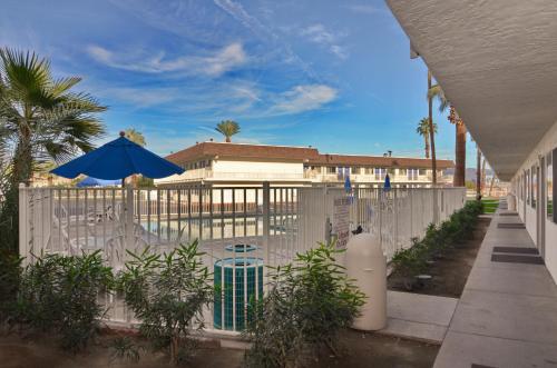 Swimming pool, Motel 6-Indio, CA - Palm Springs in Indio (CA)