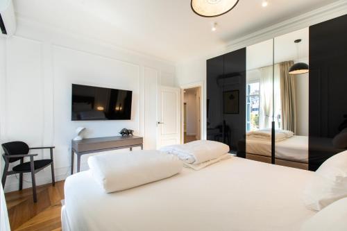 Majestic 4BR/4BATH apartment in Sagrada Familia area, Barcellona (foto 7)