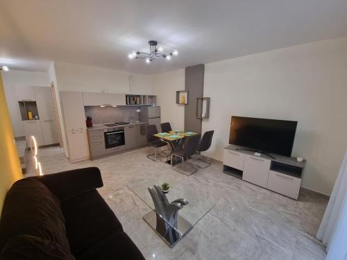  Helios studios and apartments in Limenas