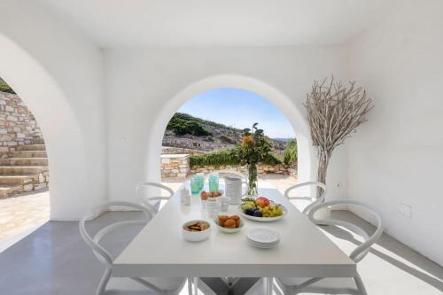 Thea Villas Paros, Villa Turquoise, private pool in Parasporos
