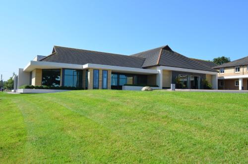 Radstone Hotel - image 3