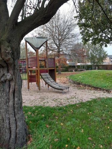 Our Lily House, een gezellig familiehuis in rustige omgeving