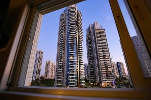 Boutique VIP Apartment with Balcony on the Sea in Bat Yam