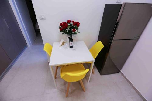 Boutique VIP Apartment with Balcony on the Sea in Bat Yam