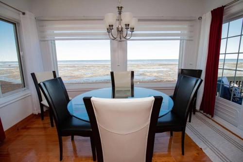 Létesítmények, Villa Calypso avec vue sur la baie de Ste-Luce in Sainte-Luce (QC)