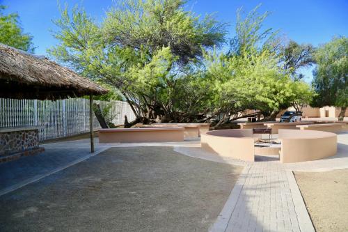 Schuetzenhaus Guesthouse in คีทแมนชูพ