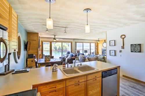 Remodeled Lakefront Dillon Condo -Mins to Keystone - image 10