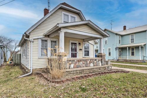 Charming Urbana Home Near Downtown! in Urbana, USA