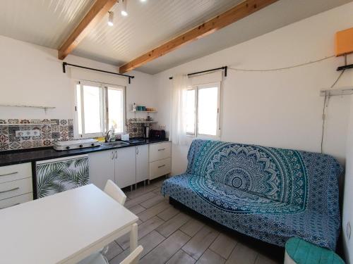Aloe Vera Shared House Hostel (Tenerife) - Deals, Photos & Reviews