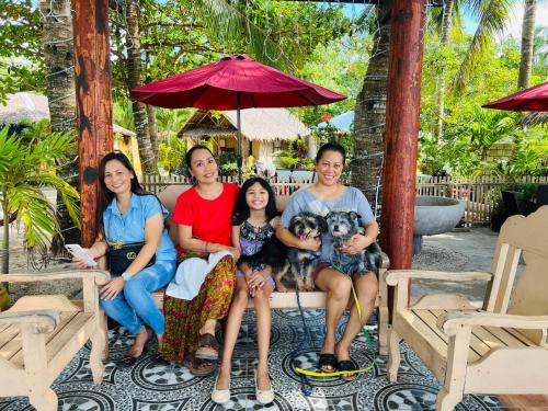 Treasure Cove Cottages & Beach Resort