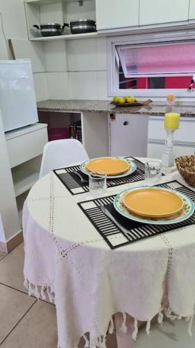 Kitchen, Altos del Rey Apartamentos in Barrio Chijra