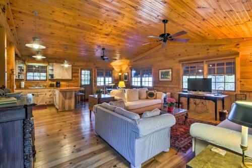 Quaint Bryson City Cottage with Smoky Mountain Views! - image 11