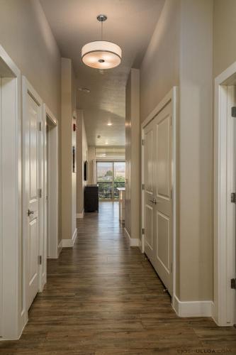 S404-The Penthouse-Fourth Floor 3-bedroom Pool View