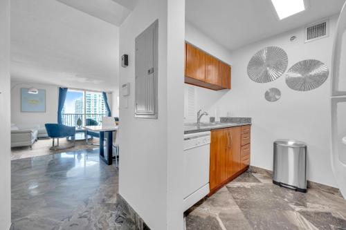 LUXURY 2 Bedrooms BRICKELL BAY APARTMENT in Miami, USA