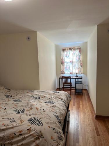 J1 Pleasant Room near Rutgers U, hospitals in New Brunswick (NJ)