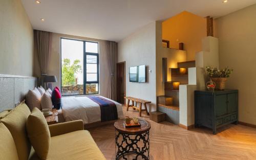 The Twelve Manor•Terraces Lodge