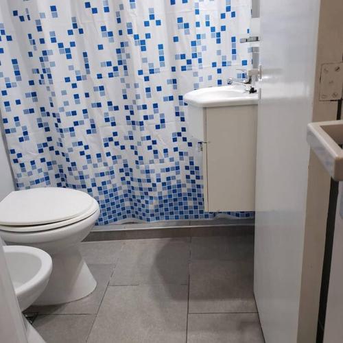 Shower, Balcones del Cerro Mono ambiente centrico 2p - camas simples in Villa Carlos Paz