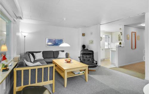 Holiday Home Skovlindvej Iii in Vaeggerlose