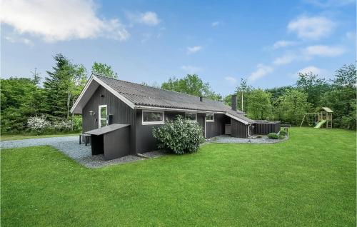 Cozy Home In Toftlund With Kitchen