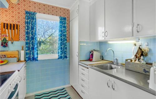 Konyha, Awesome Home In Fårevejle With Kitchen (Awesome Home In Farevejle With Kitchen) in Farevejle Kirkeby