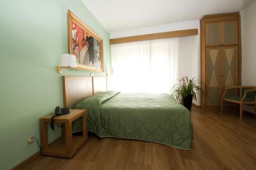 Hotel Touring - image 5