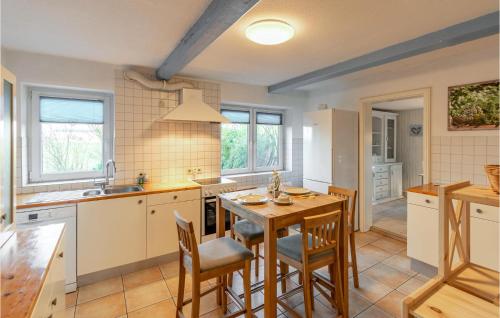 Kitchen, Amazing home in Lehe with 2 Bedrooms, Sauna and WiFi in Lehe